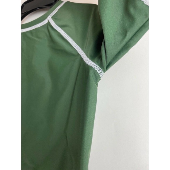 True Religion Olive Size 2T UPF 50+ Rash Guard Swim Trunk Set New $79 - Picture 6 of 10